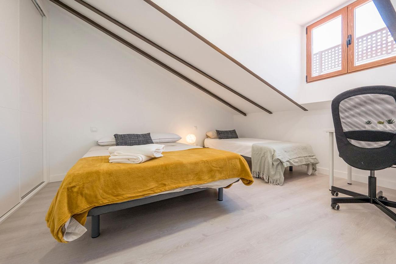 Exclusivo Atico Con Terraza En Plaza Mayor Мадрид Экстерьер фото
