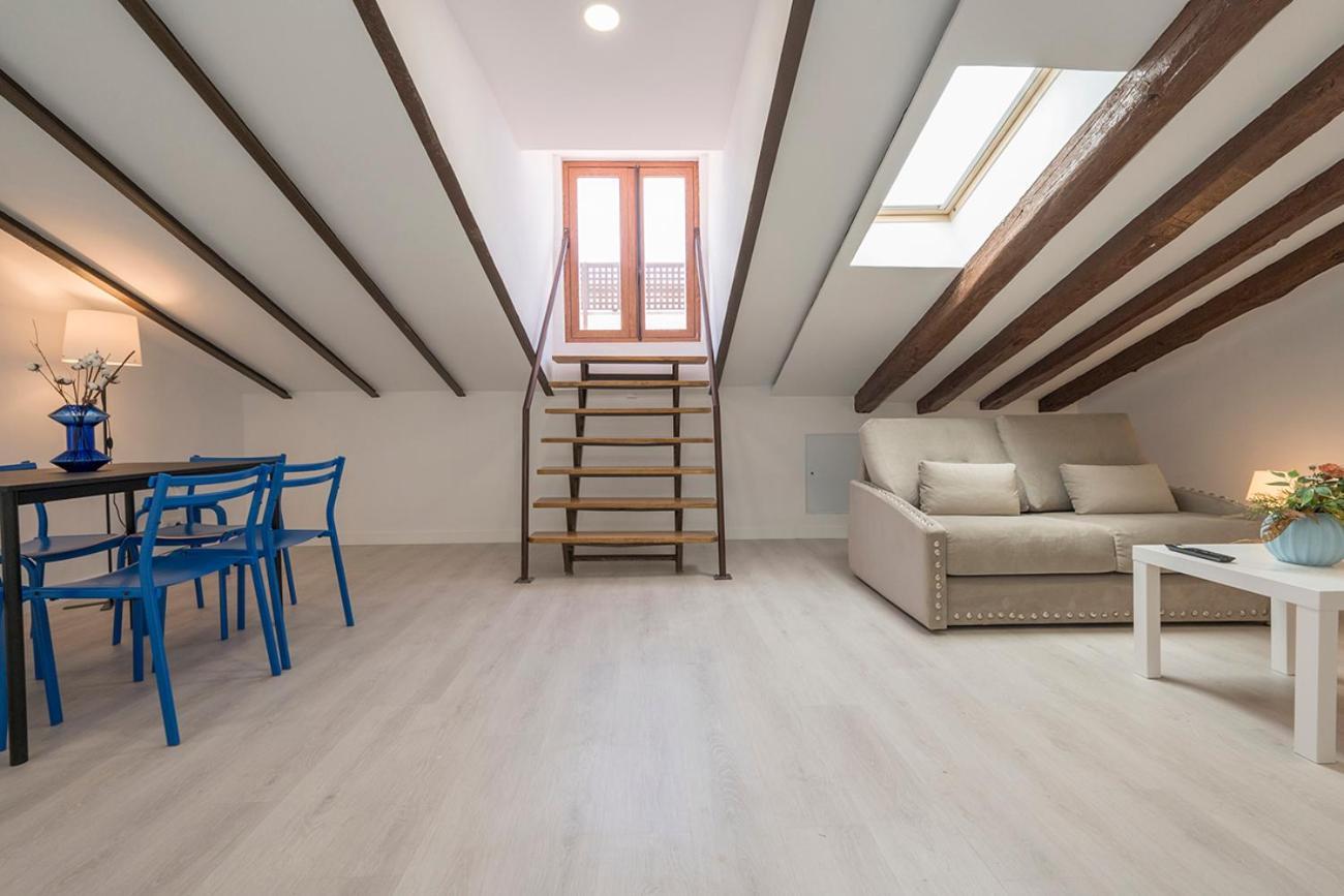 Exclusivo Atico Con Terraza En Plaza Mayor Мадрид Экстерьер фото